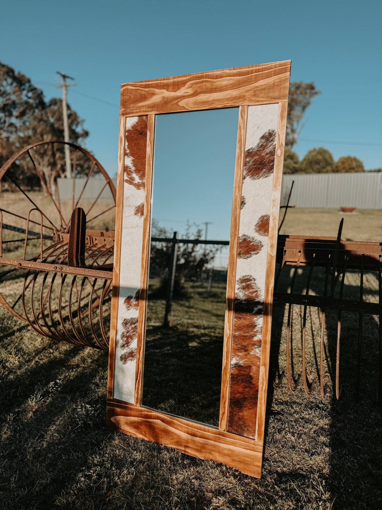 Hide 'n Reflect Signature Mirror