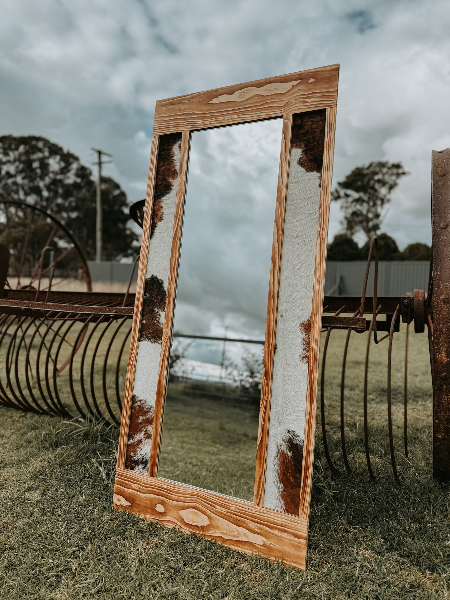 Hide 'n Reflect Signature Mirror
